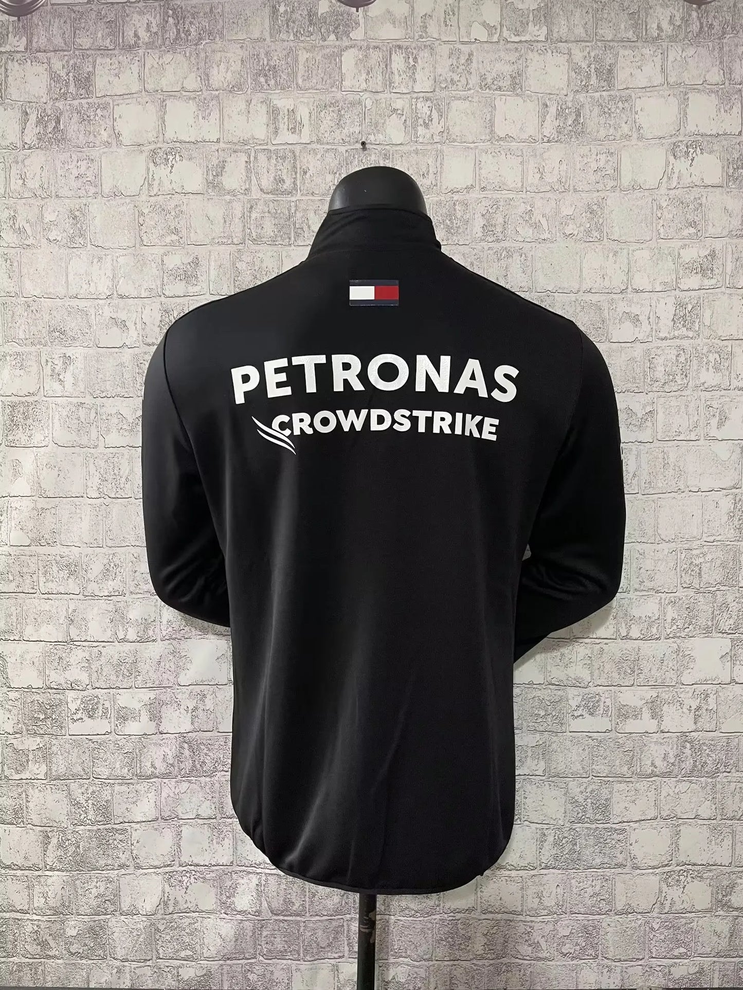 Mercedes-AMG Petronas F1 Team Jacket 23